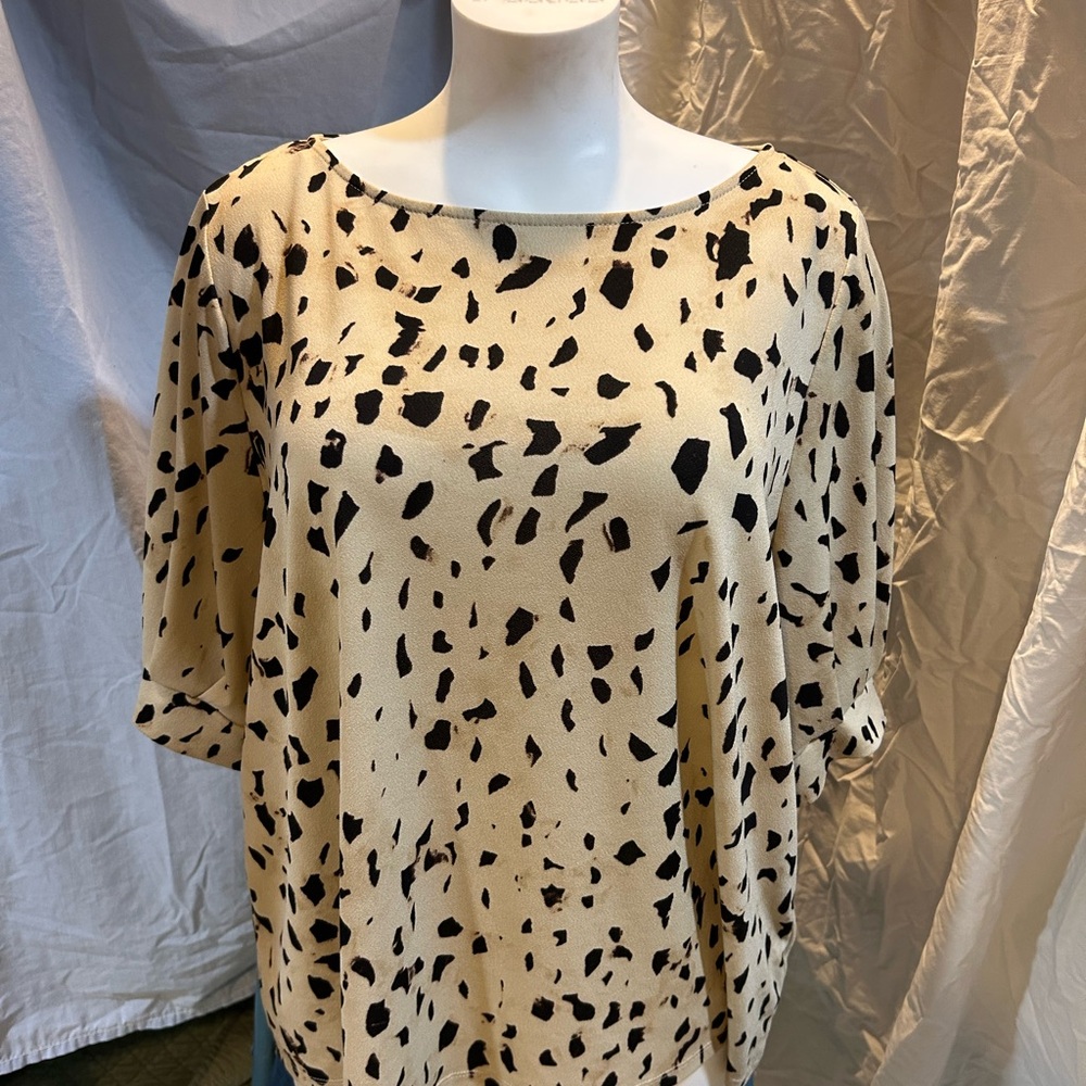 H&M Cream and Black Boxy 3/4 Sleeve Blouse